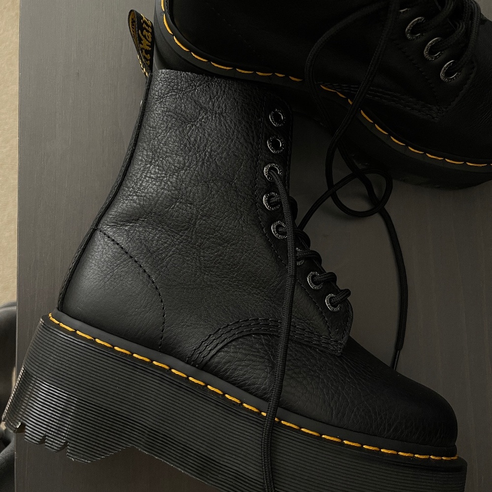 Dr. Martens